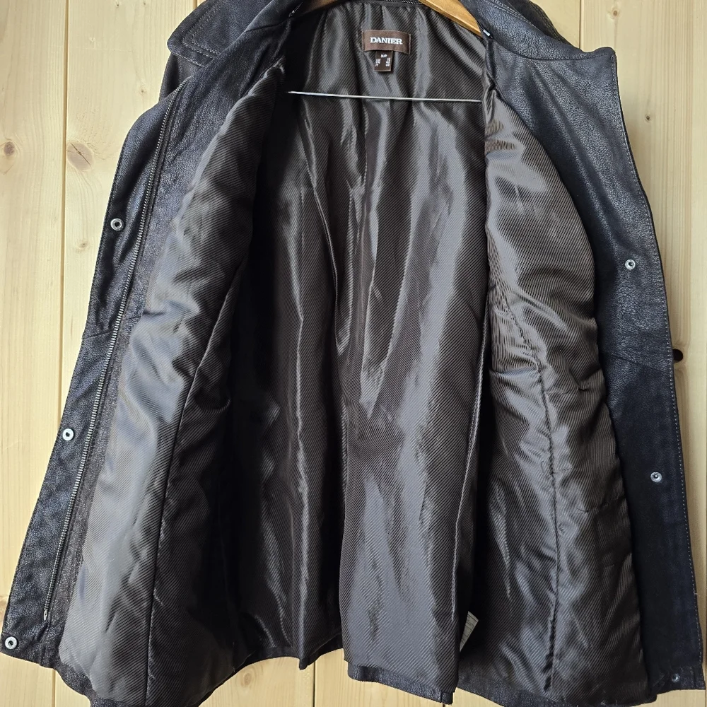 Danier Dark Brown Leather Zip Up Jacket Womens Small - Picture 11 of 12